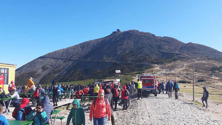 Przedstawiciele Karkonoskiego Parku Narodowego zapewniają, że mimo pretensji niektórych turystów, zawsze ratowanie życia będzie najważniejsze