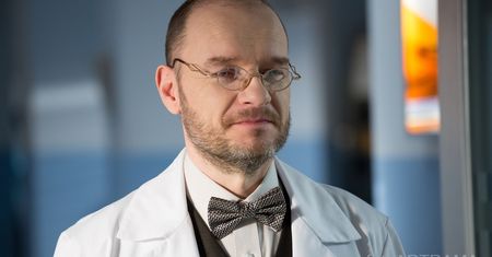 "Na dobre i na złe" odcinek 668 - nowy dyrektor szpitala w Leśnej Górze. Czy zdoła uratować placówkę?