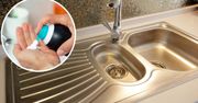Weź z łazienki i wyczyść tym swój metalowy zlew w kuchni – będzie błyszczał!