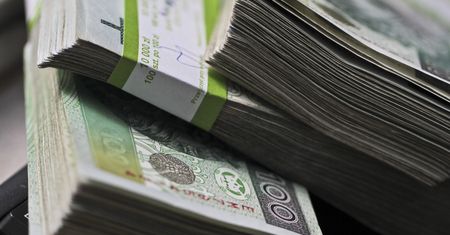 Wyłudzili 100 mln zł. Dwie osoby zatrzymane