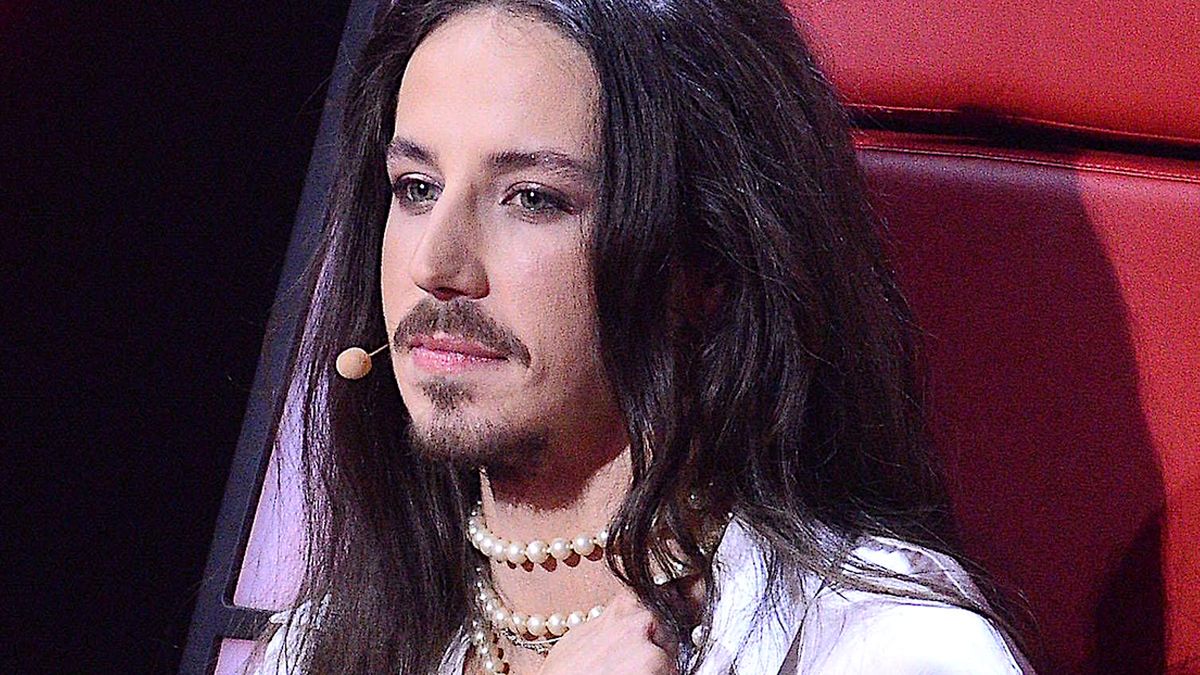 Michał Szpak w piękny sposób uczcił pamięć o zmarłej mamie i pokazał jej zdjęcie. Wzruszający hołd w Dzień Matki