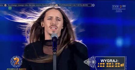 Król jest tylko jeden. Szpak przyćmił Gałuszewską na sylwestrowej scenie