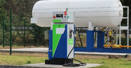 Poprawia się jakość paliwa sprzedawanego na stacjach benzynowych. Z jednym wyjątkiem - LPG