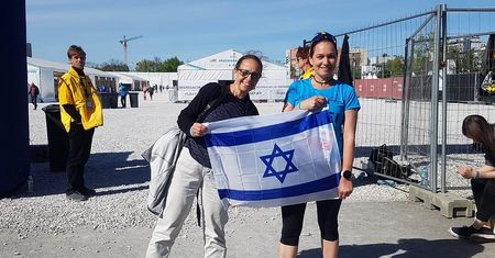 Chcę biec przez Warszawę z flagą Izraela. Niech cały świat widzi