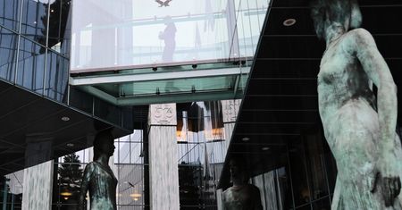 Prezes Izby Karnej SN zdejmuje z wokandy sprawy z udziałem nowego sędziego. Do czasu rozstrzygnięcia odwołań przez NSA