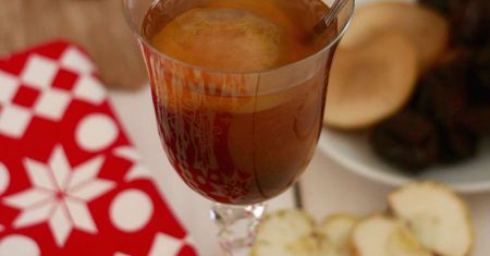 Kompot z suszonych owoców. Prozdrowotny wigilijny napój