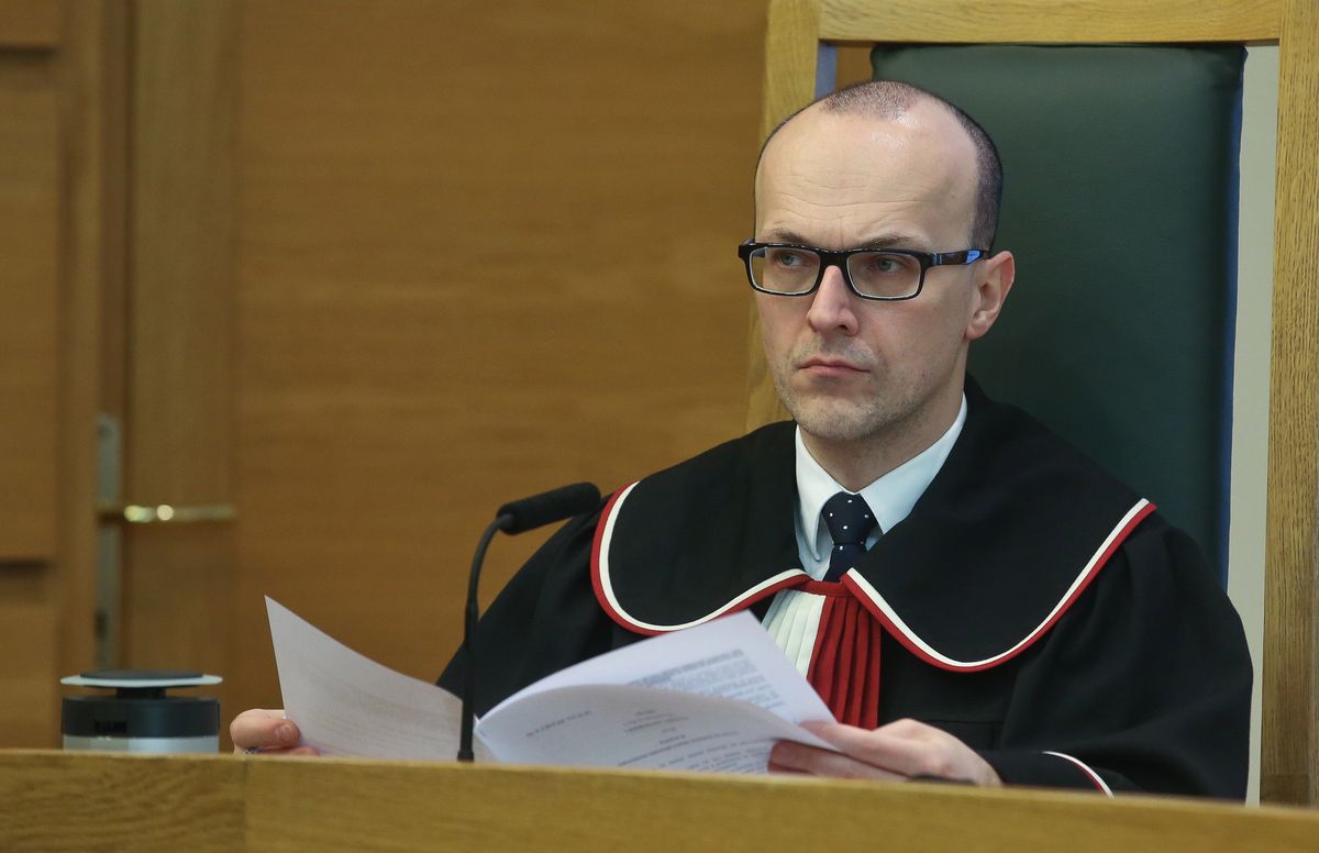 Sędzia Marek Zubik zniknął z Trybunału Konstytucyjnego. Wszyscy nabrali wody w usta