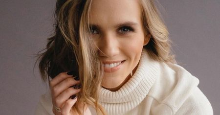 Agnieszka Kaczorowska ma idealnie płaski brzuch. Jak to zrobiła po dwóch ciążach? Zdradziła swój sekret