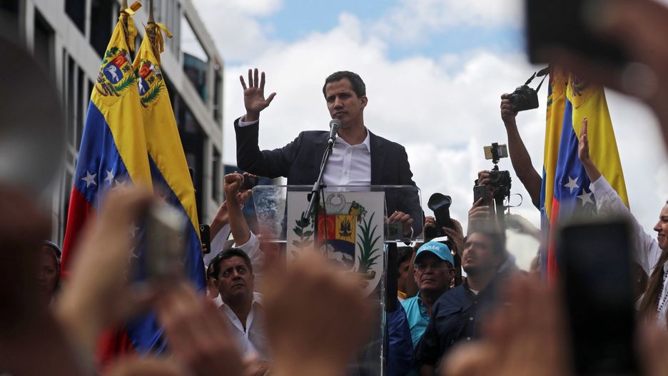 Juan Guaido tuż po zaprzysiężeniu