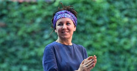 Kim jest Olga Tokarczuk, która zdobyła literacką nagrodę Nobla? Sylwetka pisarki