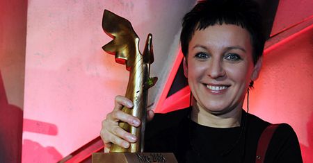 Istnieją tylko życia ludzi, czyli czym zachwyca proza Tokarczuk