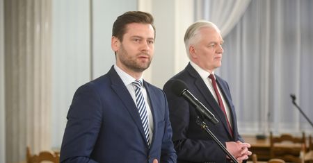 Kamil Bortniczuk już nie jest wiceministrem. Złożył dymisję