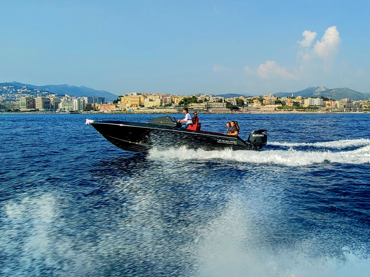 Nowości od Suzuki na Genoa Boat Show