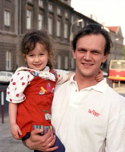 Córka Cezarego Pazury poszła w jego ślady. Wkrótce zobaczymy ją w serialu