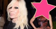 Donatella Versace już tak nie wygląda. Zamieniła swoje długie włosy na najmodniejszą fryzurę roku