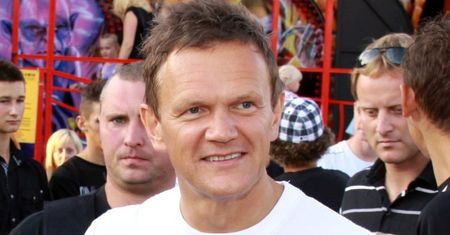 Cezary Pazura pokazał umięśnioną klatę. Jest w formie!