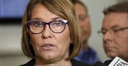 Beata Mazurek o decyzji ENCJ. "Zawieszenie Polski nie ma żadnego znaczenia w praktyce"