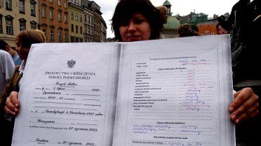 Wypełnione świadectwo Leszka Millera