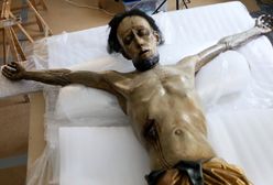 Z Powstania Warszawskiego ocalał tylko Jezus z włosami. Katedra spłonęła