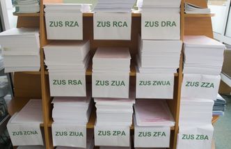 Składki na ZUS. Wyższa pensja minimalna. Młodzi przedsiębiorcy łapcie się za portfele – oddacie do ZUS 400 zł więcej