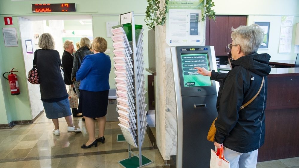 ZUS kupuje nowy sprzęt. Obiecuje szybszą obsługę klientów