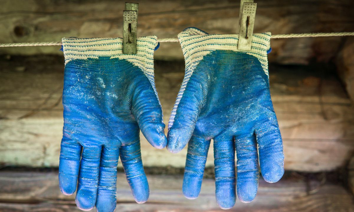 rękawice ochronne, fot. Getty Images