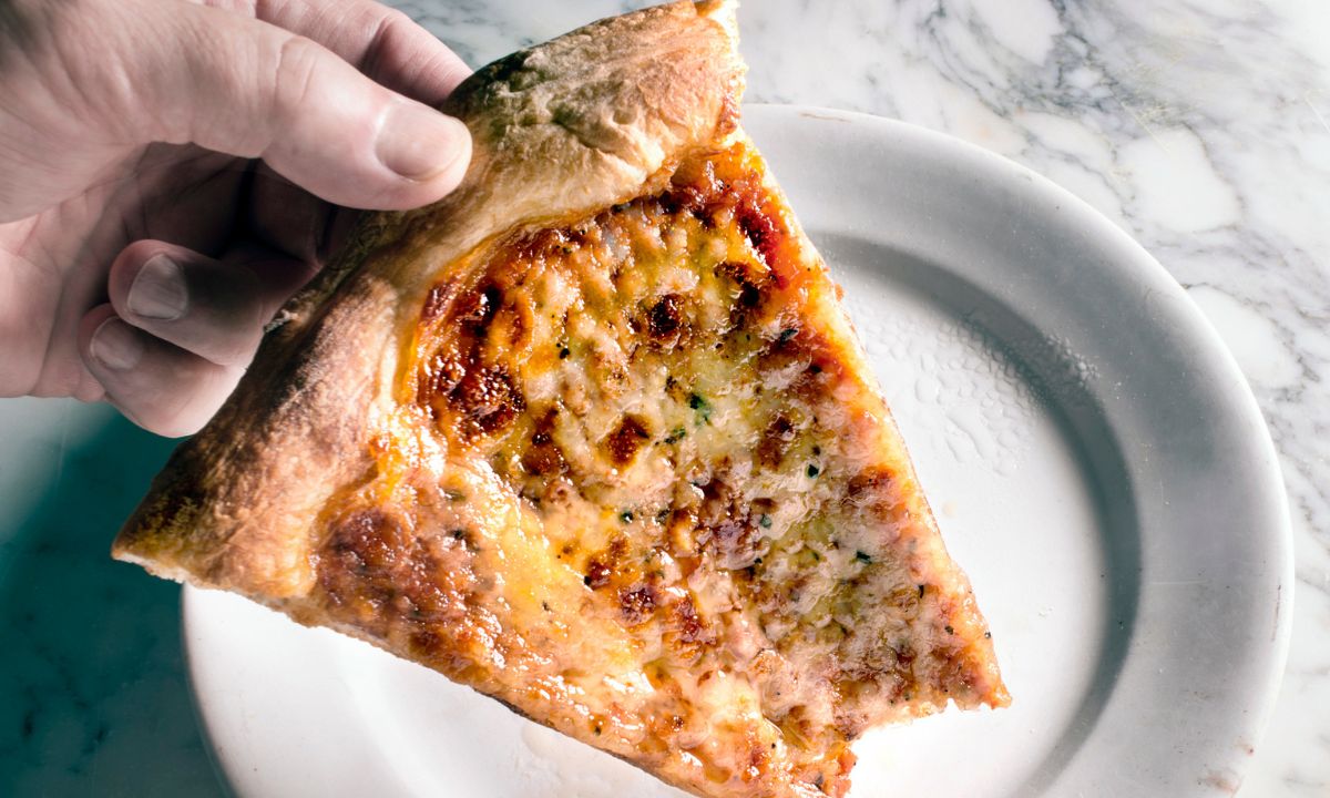 jak odgrzać pizzę, fot. Getty Images