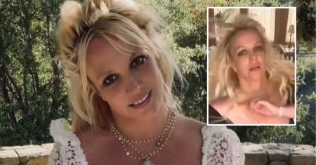 Britney Spears w stringach i kowbojkach wije się do kamery. Przekroczyła granice dobrego smaku?