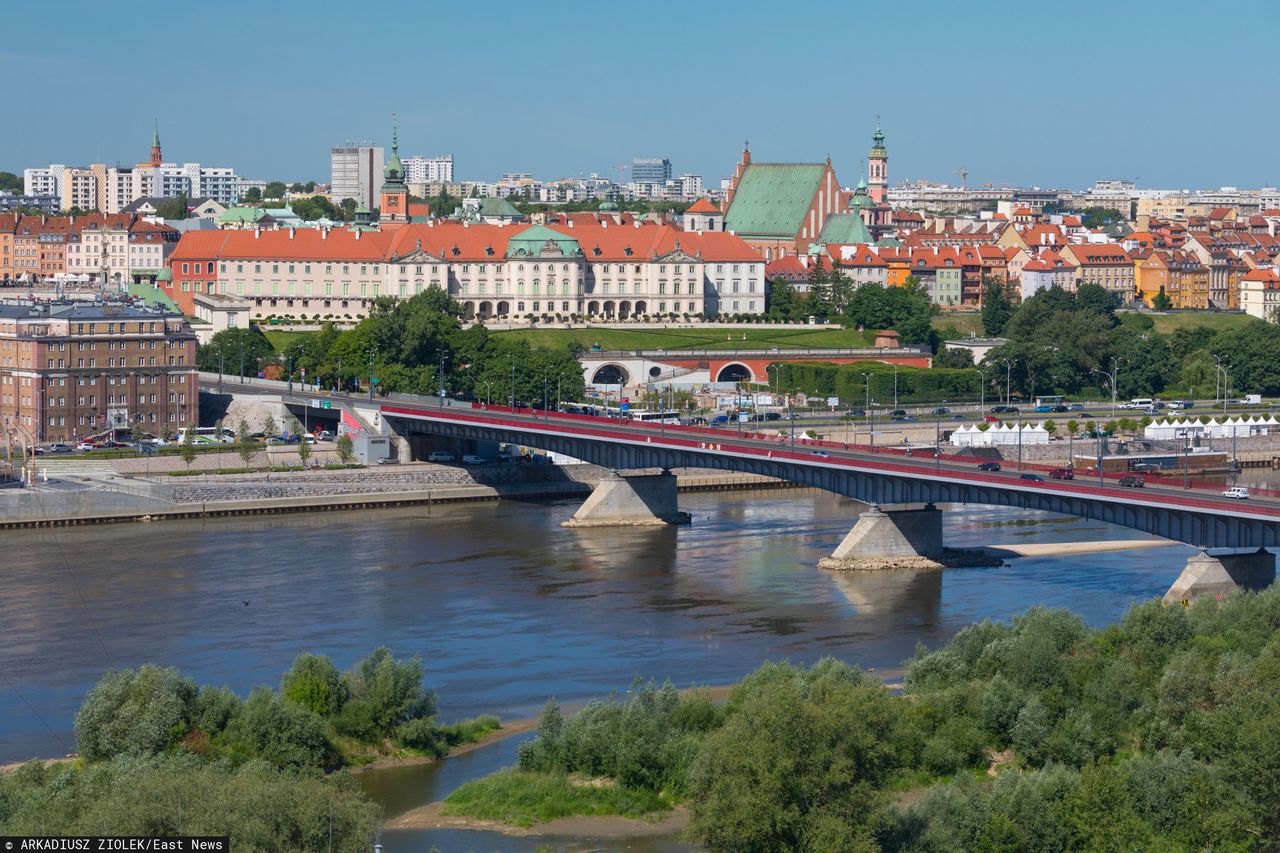 Wypadek w centrum. 17-latka spadła z mostu do Wisły