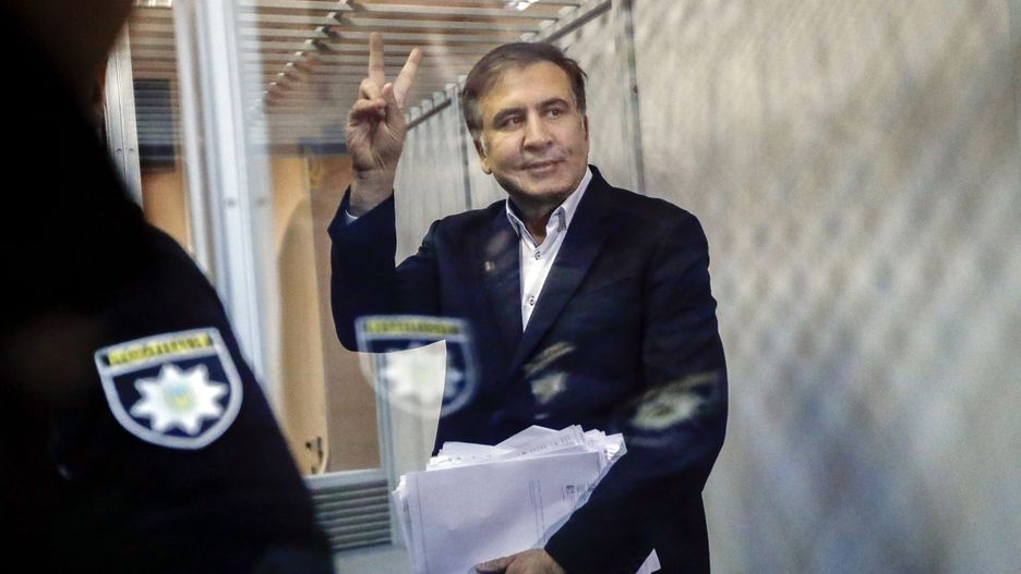 Micheil Saakaszwili na sali rozpraw w Kijowie