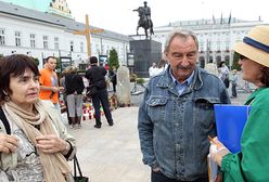 Chcą, by krzyż pozostał