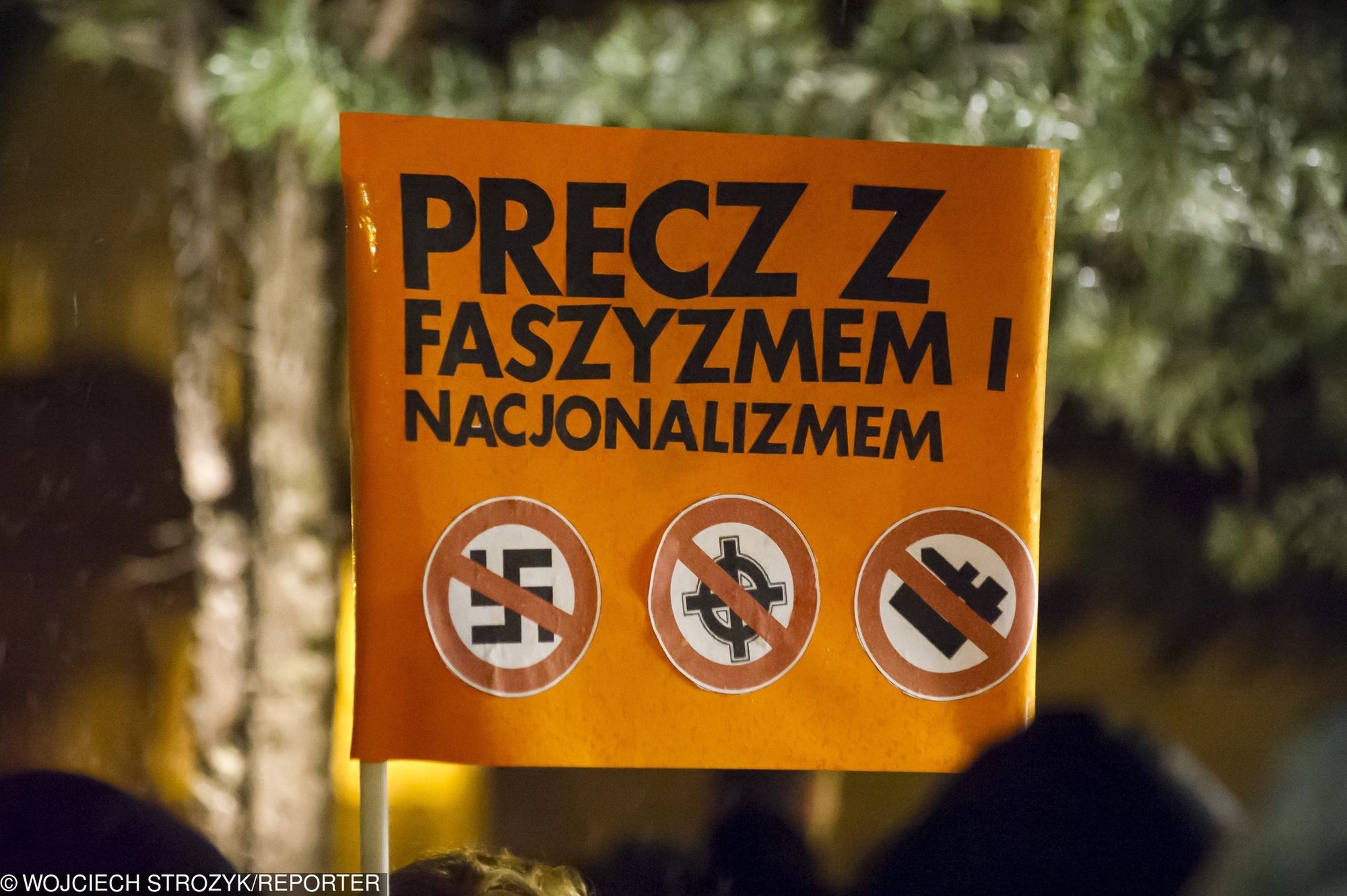 Joachim Brudziński, szef MSWiA zareagował na wstrząsający materiał o organizacji Duma i Nowoczesność.