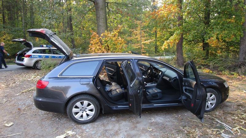 Policjanci zatrzymali dwóch podejrzanych o uprowadzenie mężczyzny.