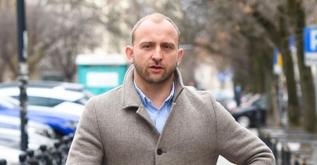 Borys Szyc chce wspierać fanów. Mówi o chorobie alkoholowej