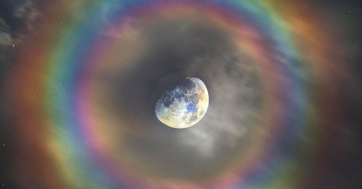The Moon Surrounded With a Rainbow. Captured in a Photo It Looks Stunning!