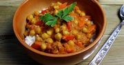 Rozgrzewająca ciecierzyca z marchwią i curry