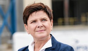 Beata Szydło zasypana pytaniami o rekonstrukcję rządu. "Wierzę w mądrość Jarosława Kaczyńskiego"