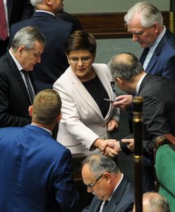 Nagrody dla byłych ministrów. Polacy oburzeni wysokością kwot