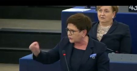 Awantura w PE. Beata Szydło krzyczała na Radosława Sikorskiego. Jest wideo