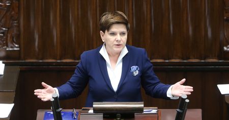 Emerytura dla matek już od stycznia. Beata Szydło obiecuje