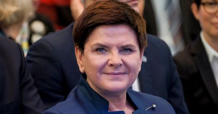 Beata Szydło wybrała Brukselę. Premier nie pojawiła się na konferencji u o. Rydzyka