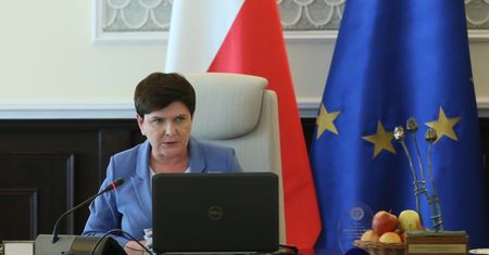 Nawałnice nad Polską. Premier Szydło pilnie zwołuje posiedzenie zespołu zarządzania kryzysowego w Gdańsku