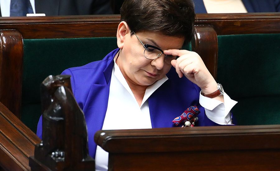 Niespodziewany cios w Szydło. Najnowsze wyniki sondażu