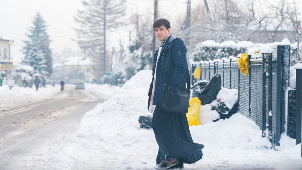 Ciekawe, ile zebrał od wiernych. Syn Beaty Szydło chodził po kolędzie