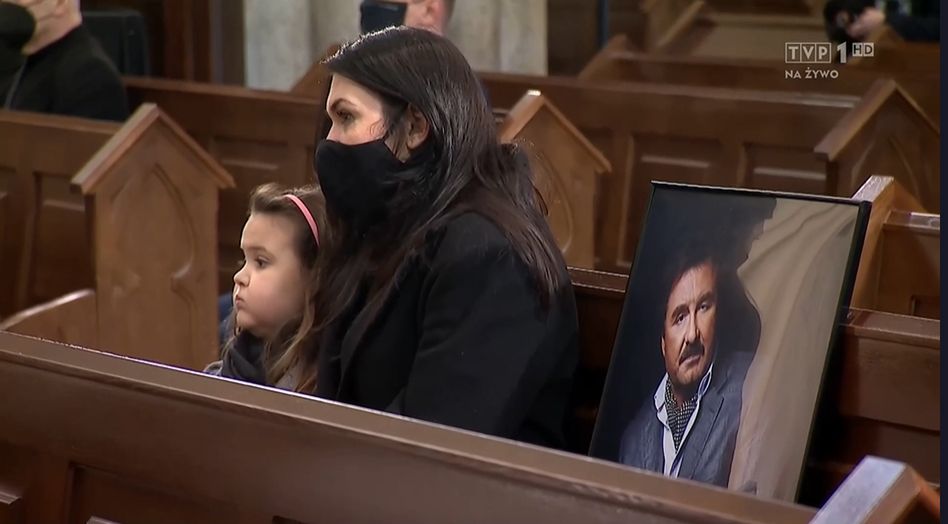Córki na pogrzebie Krzysztofa Krawczyka