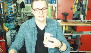 Dymitr Błaszczyk zwolniony z TVP po publikacji przez niego na YouTube testu prezerwatyw