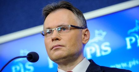 Arkadiusz Mularczyk wyjawia: analiza dotycząca reparacji wojennych od Niemiec powstanie z opóźnieniem