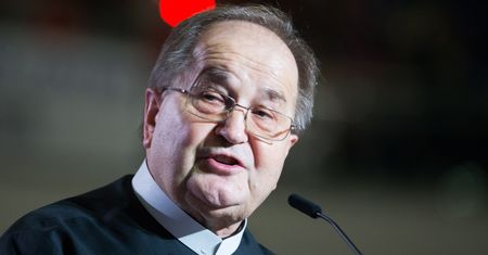Ojciec Rydzyk urażony. Jest doniesienie za "bluźnierstwa środowisk lewackich"