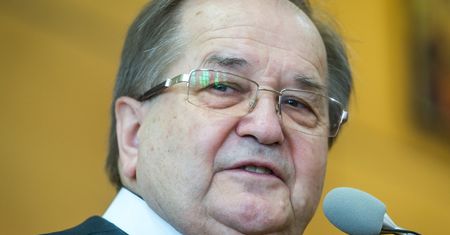 Nowy pomysł Ojca Dyrektora. Skąd wziąć na to pieniądze?