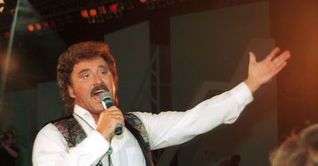 Krzysztof Krawczyk zaśpiewa w Sopocie